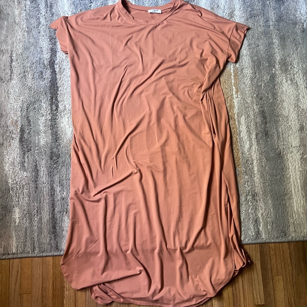 T-shirt dress
